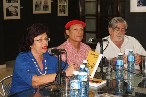 Una muy nuestra introducción al cine