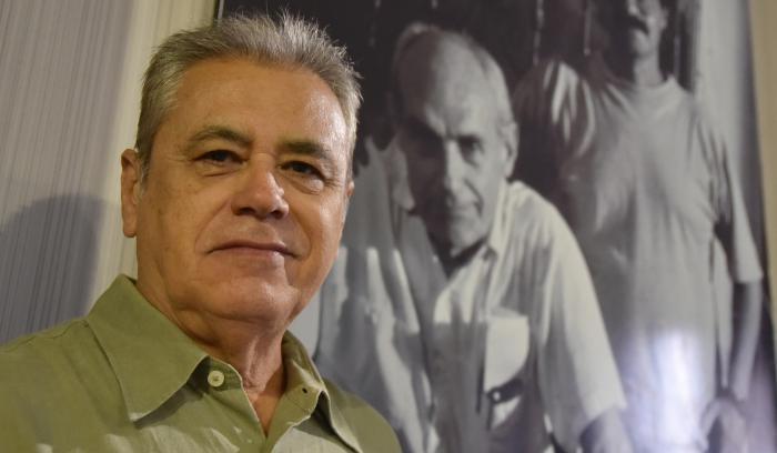Senel Paz