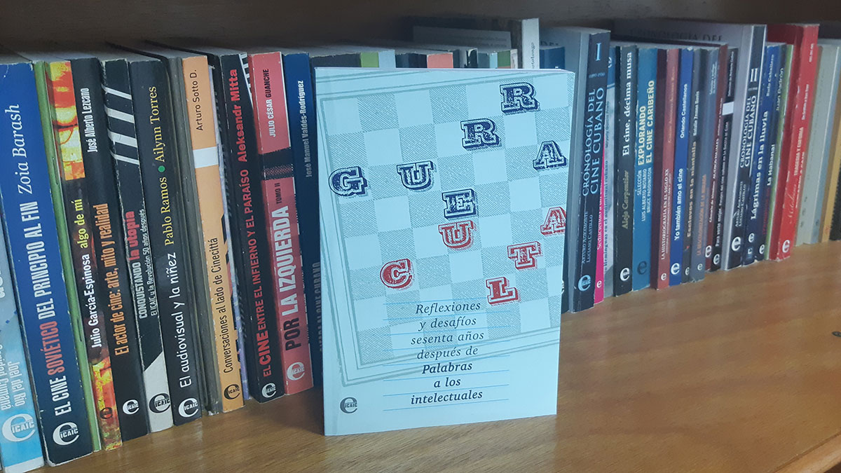 Libro "Guerra culta..."